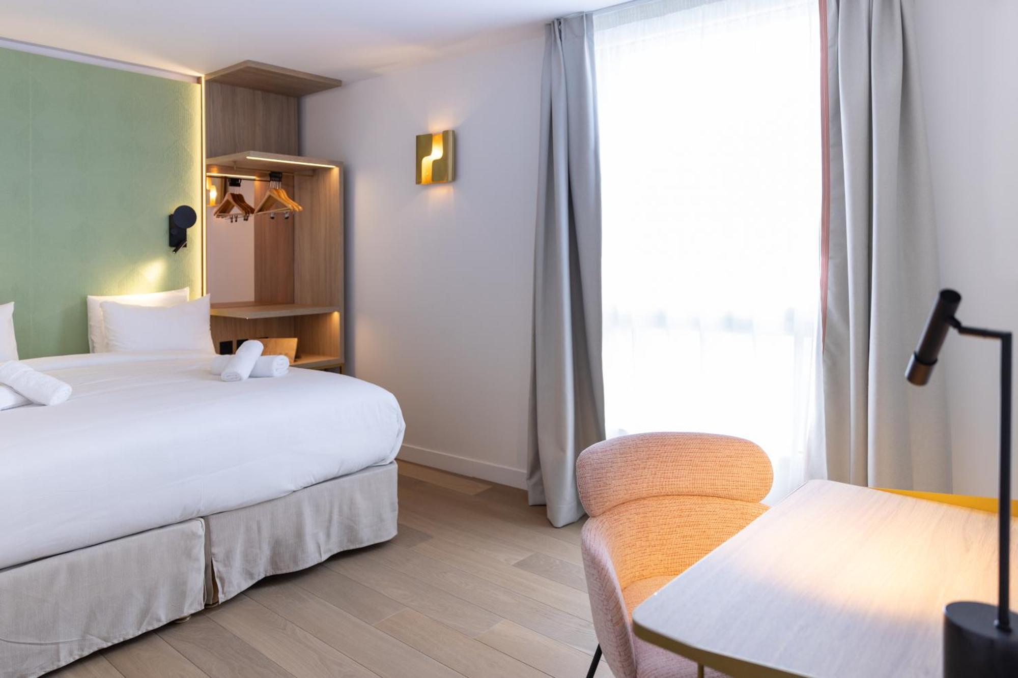 Hotel Kyriad Prestige Paris Asnieres 外观 照片