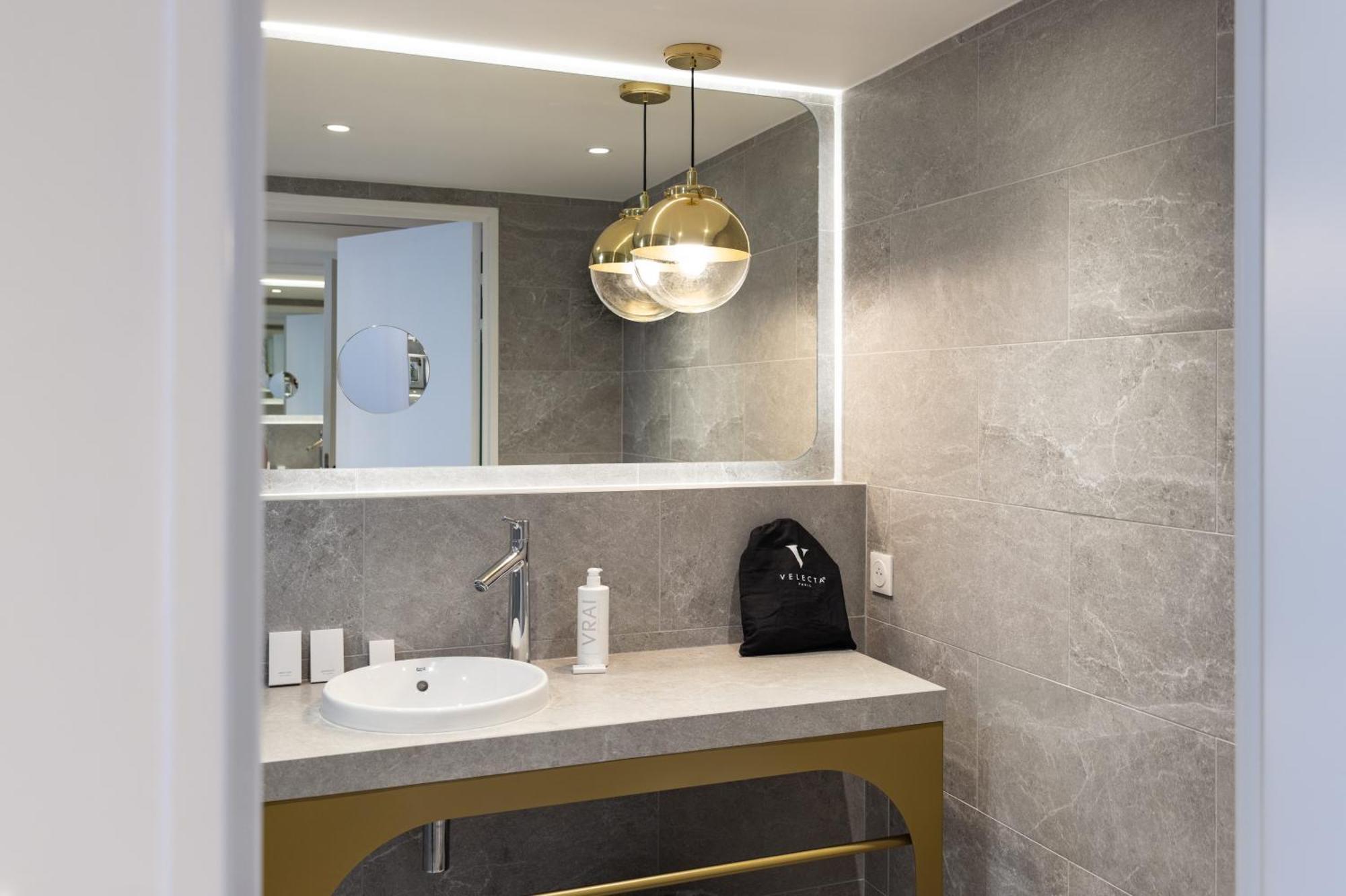 Hotel Kyriad Prestige Paris Asnieres 外观 照片