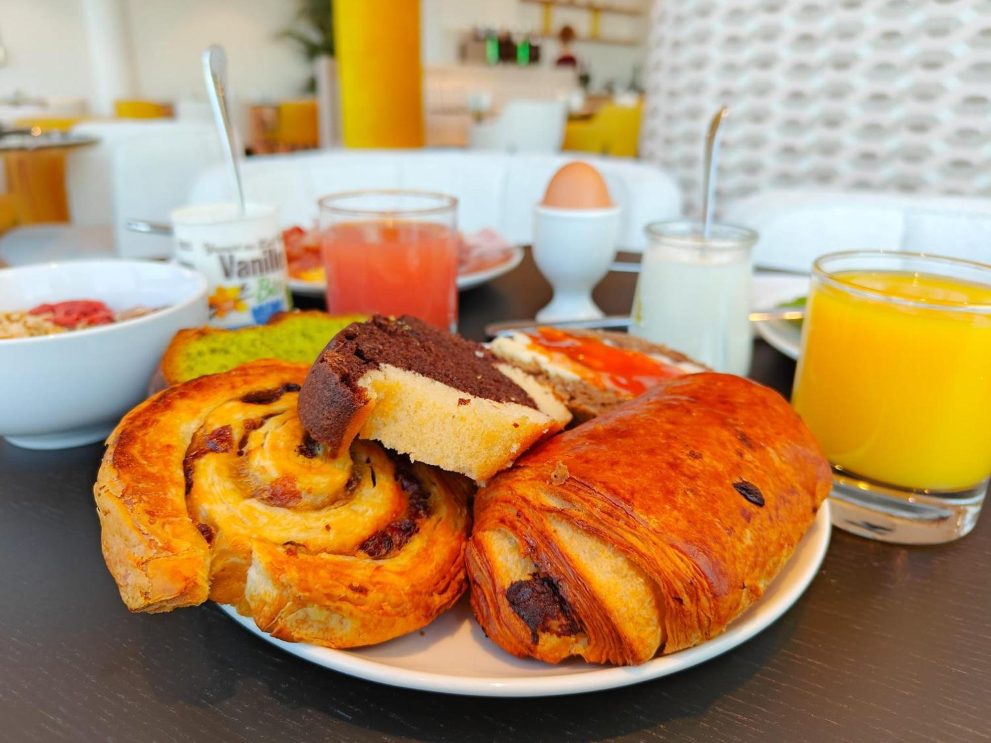 Hotel Kyriad Prestige Paris Asnieres 外观 照片